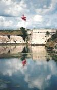 phare et son reflet